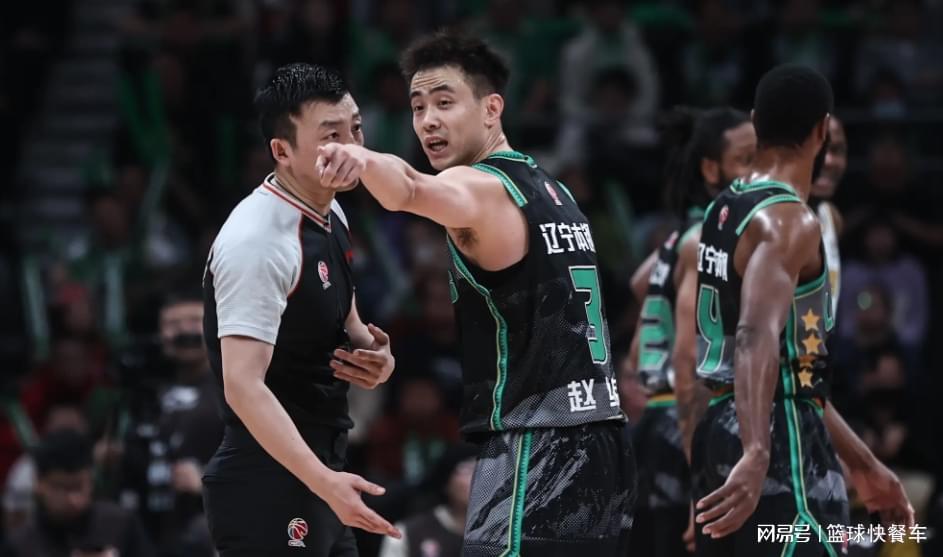 CBA一夜两大悲剧！辽篮14分大逆转落败：广州拒绝同曦18分逆袭