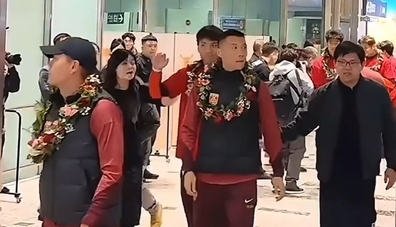 开云-回国仅1天！中国队功勋助练就离任，原因曝光，将联手郑智战中超